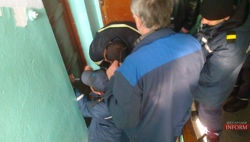 Происшествие в Измаиле: за запертой дверью спасатели обнаружили труп (обновлено)