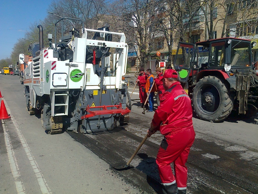 Ремонт дорожного покрытия в Измаиле по пр. Ленина вступил в завершающую фазу