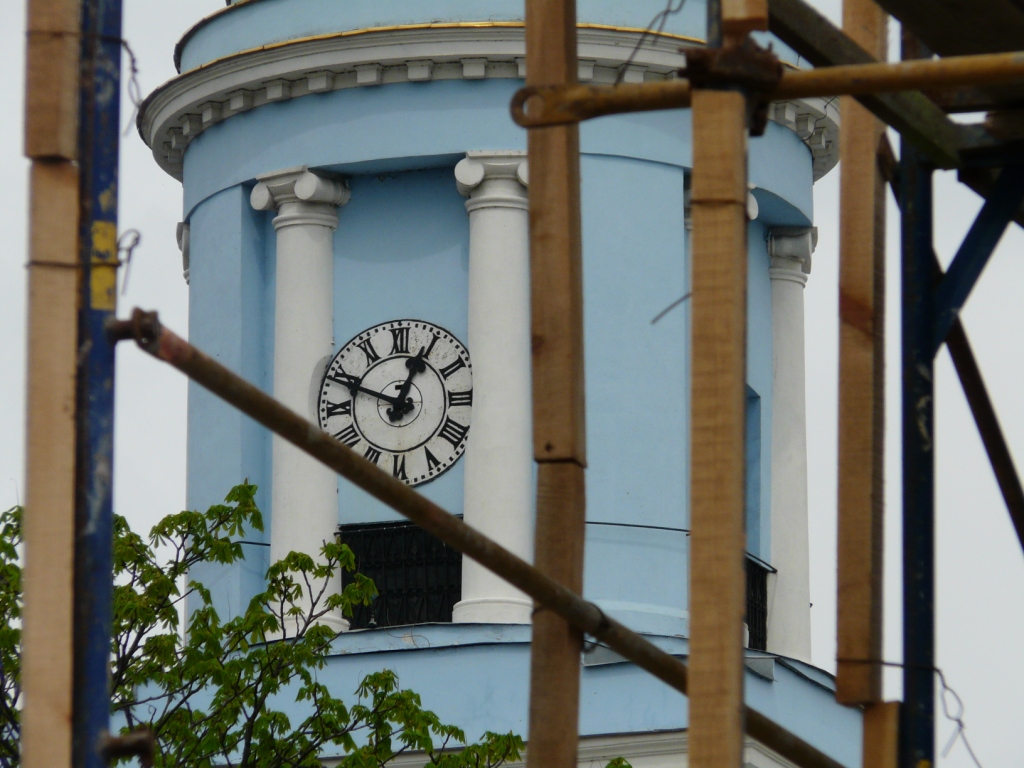 Реставрация памятника Суворову в полном разгаре (фото)