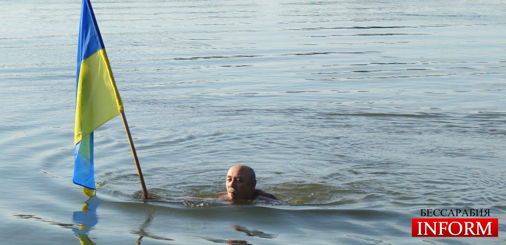 Измаил: День Дуная начался с праздничного заплыва. ФОТО