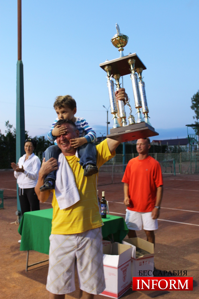 Измаил: Любительская команда по теннису показала профессиональный уровень