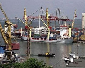 Ильичёвский порт снова работает в полном режиме.