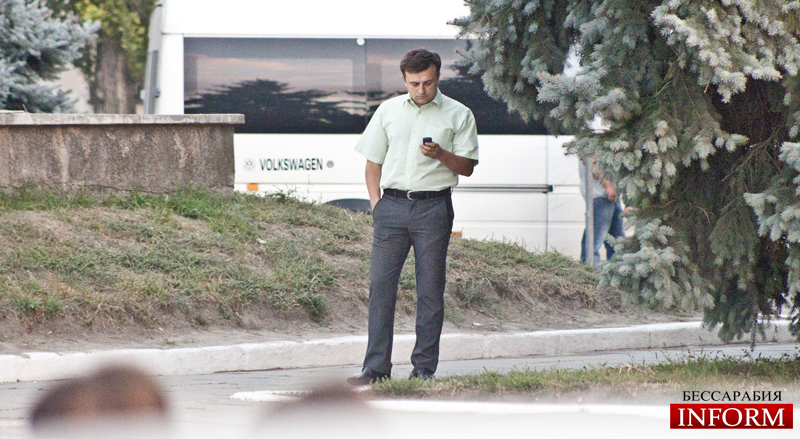 В Измаиле Регионалы пытались сорвать телемост с Яценюком дымовыми шашками (фото, видео) обновлено