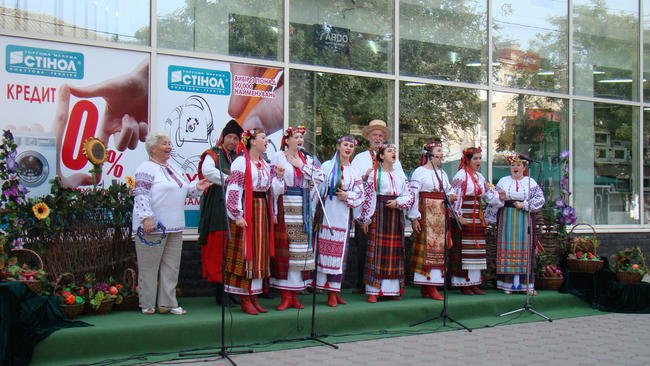 В Белгород-днестровском сегодня проходит "Бессарабская ярмарка-2012"