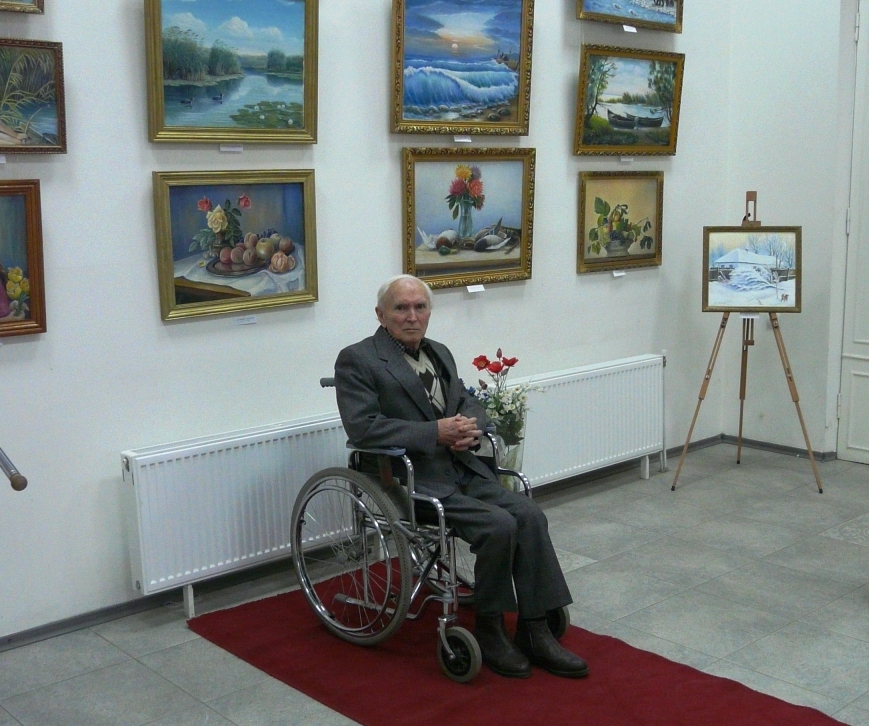 В Измаиле открылась выставка художника-самородка Олега Кузьменко. ФОТО