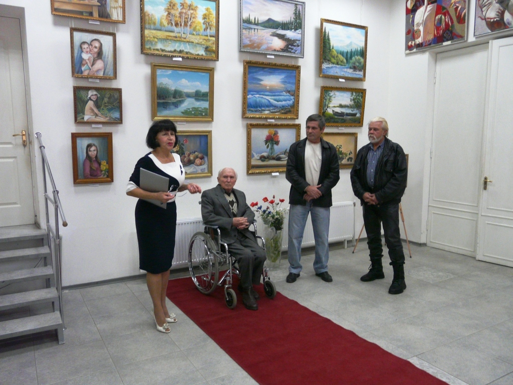 В Измаиле открылась выставка художника-самородка Олега Кузьменко. ФОТО