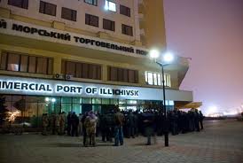В Ильичевском порту – рост контейнерного оборота
