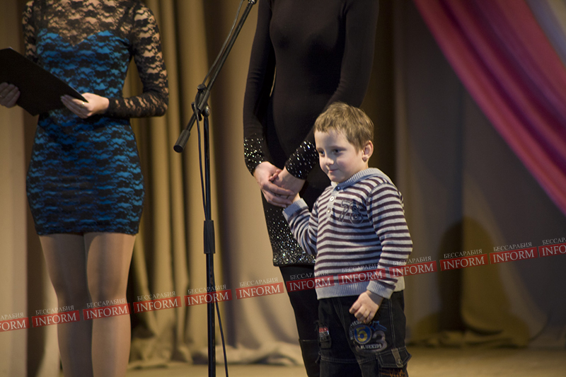 Измаил: Детишкам-инвалидам посвятили праздничный концерт. ФОТО (обновлено, ВИДЕО)