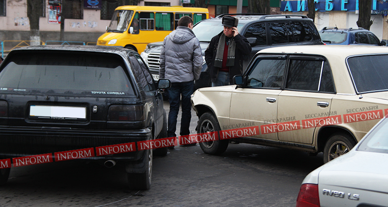 Утреннее ДТП в Измаиле: "Toyota" протаранила "Копейку". ФОТО