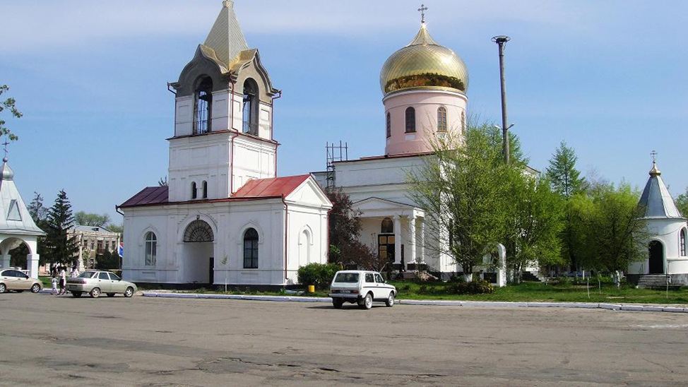 Центральная площадь и Свято-Вознесенский собор г. Рени
