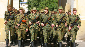 Украина переходит на контрактную армию, в 2013 обещают последний призыв