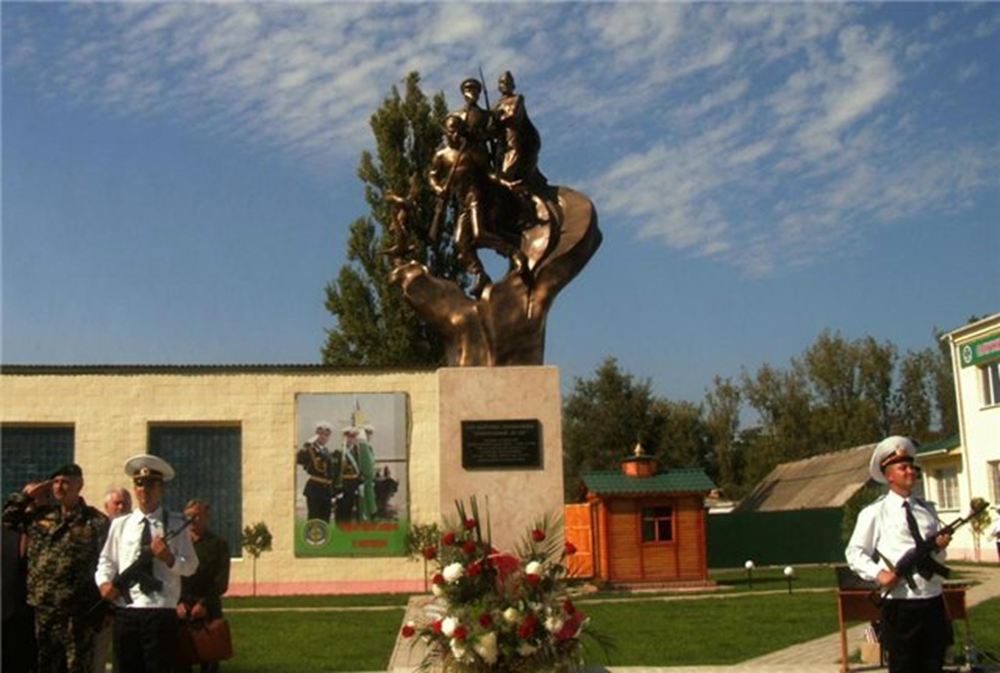 Памятник посвященный десанту, операция  "Килия - веке"