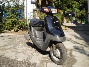 1-prodam-moped-yamaha-aprio
