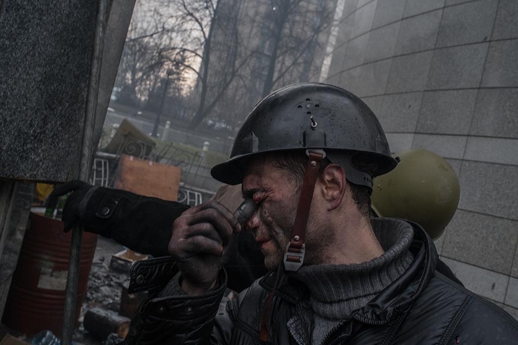 Kiev, Ukraina. 20/02/2014 Riots on Maidan square. Civilians killed by the police with Kalashnikov. More than 25 dead this morning.