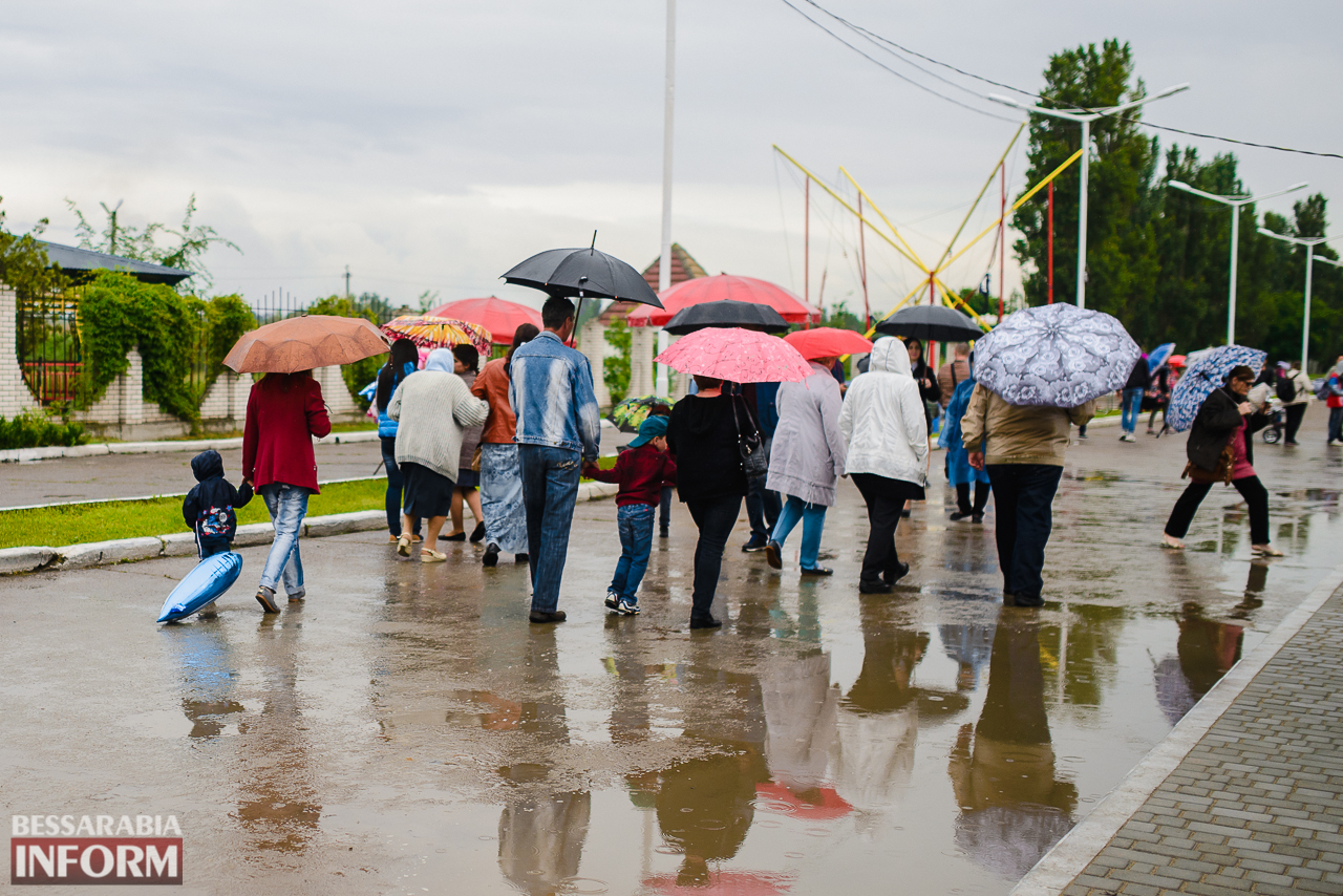 Несмотря на дождь, измаильчане весело отметили ежегодный фестиваль «Дунайская весна»