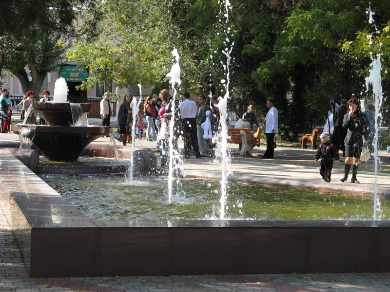 В Аккермане заработал фонтан в Михайловском сквере