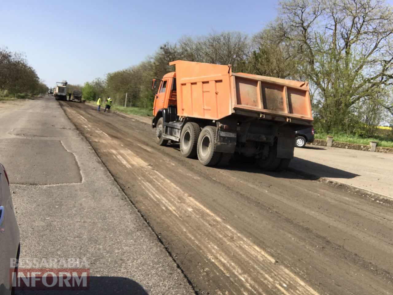 На одном из самых аварийных участков трассы Одесса-Рени начались ремонтные работы