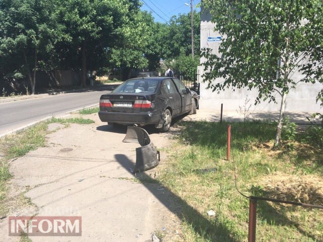 ДТП в Измаиле: дорогу не поделили Ford Tranzit и Nissan Primera