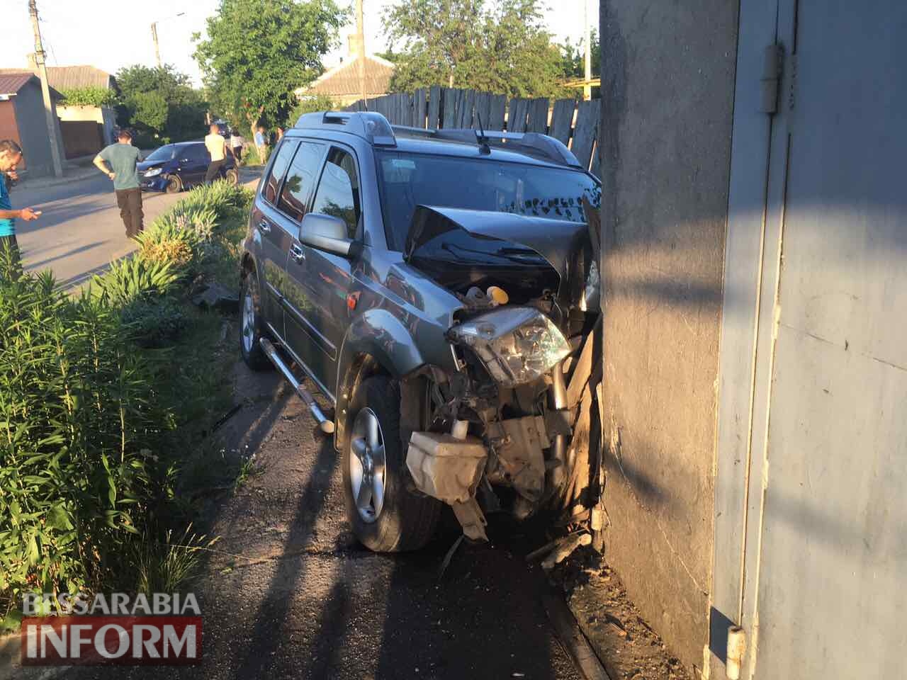 В Измаиле в результате столкновения двух автомобилей пострадала девушка