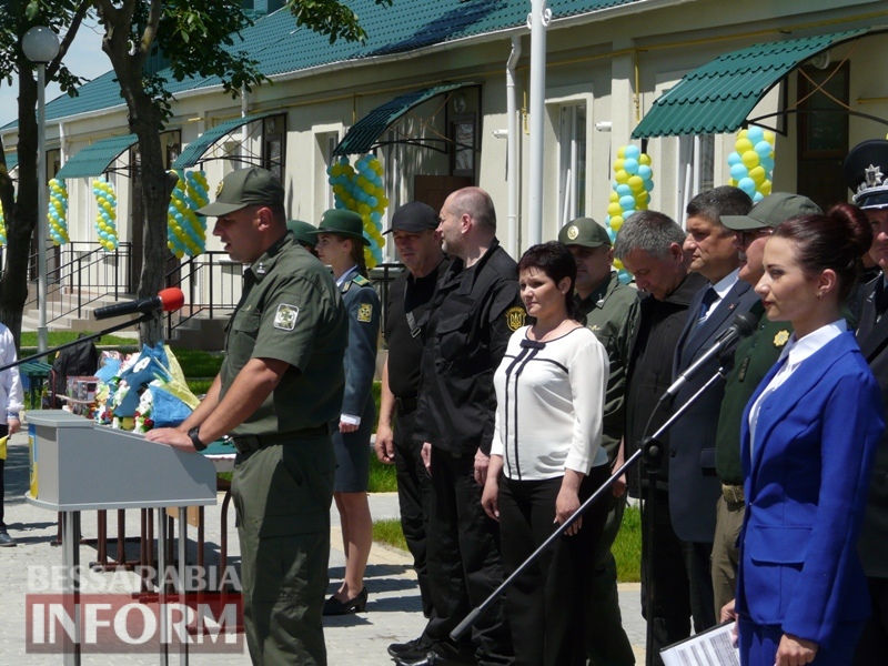 В Измаиле 9 семей пограничников получили квартиры: ключи вручал лично министр МВД Аваков
