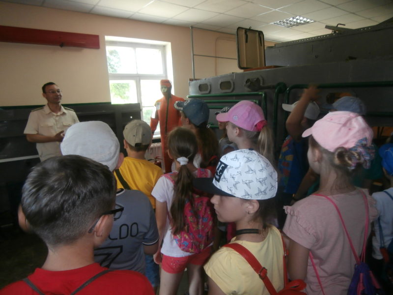 Измаил: младшеклассники посетили морской пограничный "альма-матер"