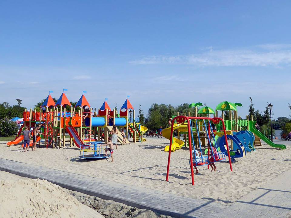 Измаил: на набережной в Крепости открылась детская площадка