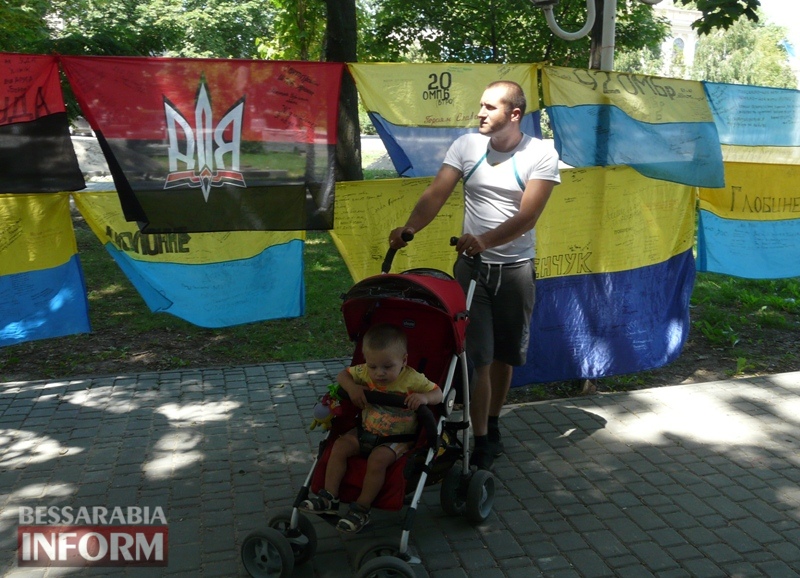 Плен сквер патриотизма: всеукраинская акция «Великая украинская походка» созрела Измаила