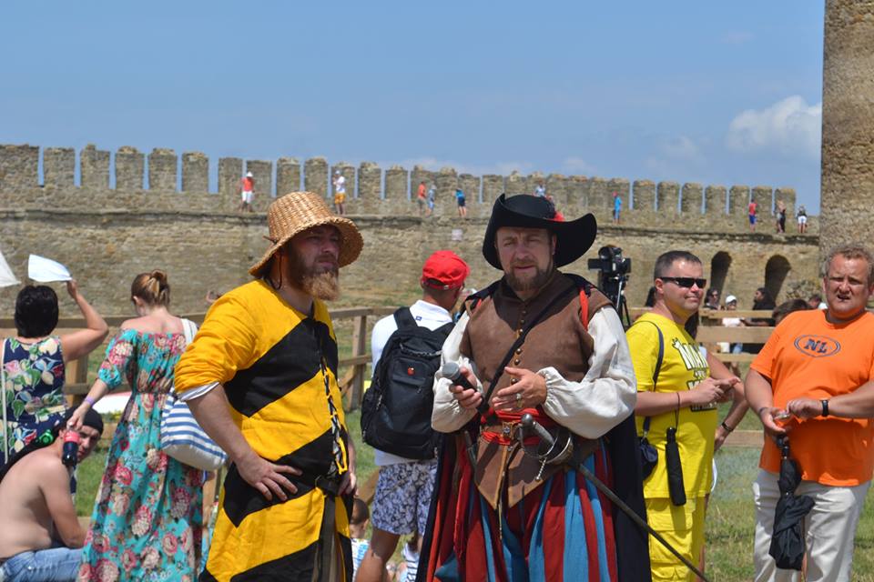 Времена отважных рыцарей и прекрасных дам: в Аккермане прошел самый масштабный фестиваль средневековой культуры