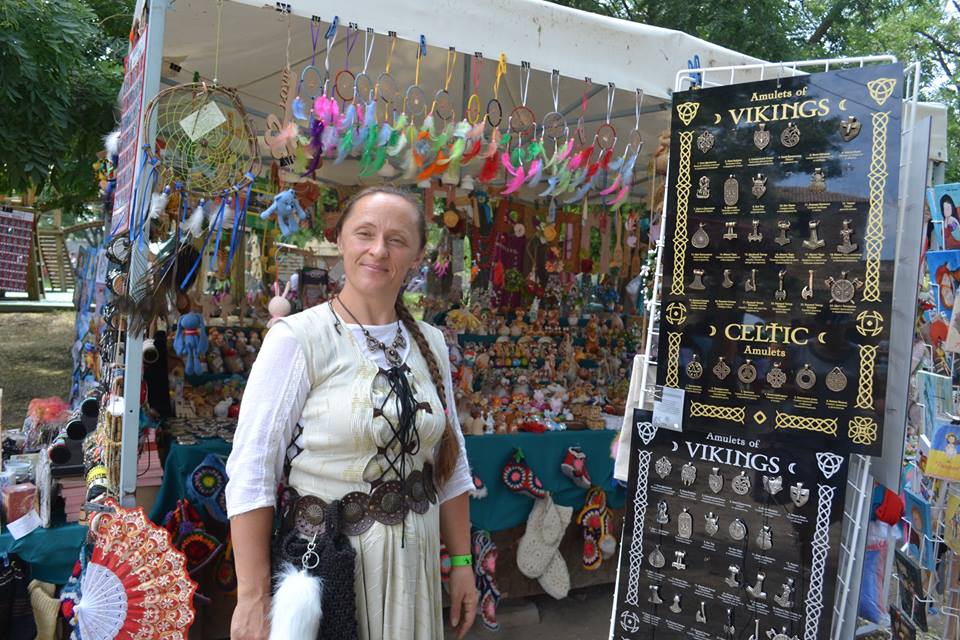 Времена отважных рыцарей и прекрасных дам: в Аккермане прошел самый масштабный фестиваль средневековой культуры