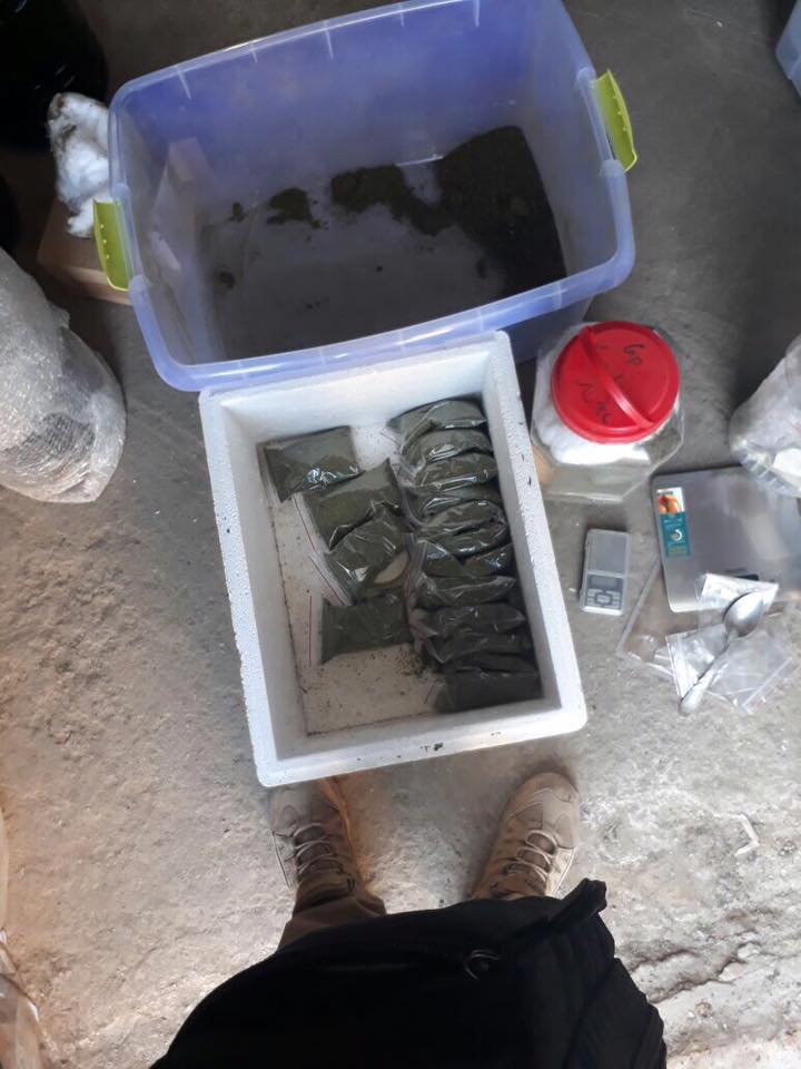 В Саратском районе наркодилер местного разлива собрал около 40 кг элитной марихуаны.