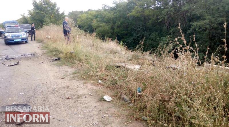 Лобовое ДТП на автодороге "Монаши-Белгород-Днестровский": один человек погиб, двое в больнице