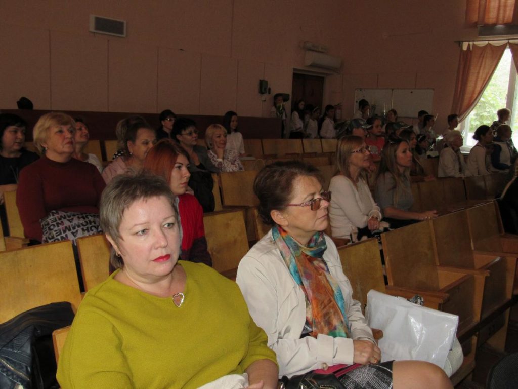 В Белгороде-Днестровском торжественно поздравили работников образования
