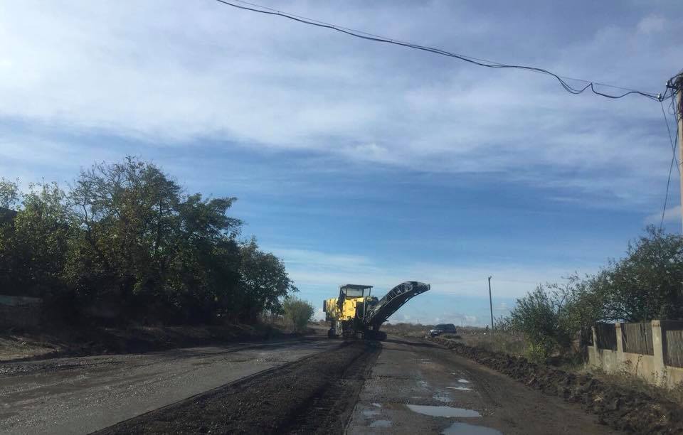 Килийцы ликуют и волнуются: начался ремонт многострадальной дороги Струмок-Шевченково