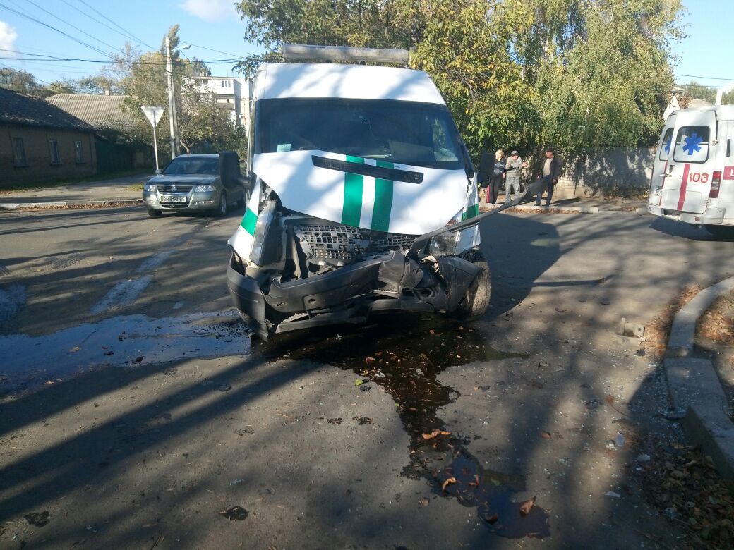 Измаил: на улице Горького в серьезное ДТП попал инкассаторский автомобиль