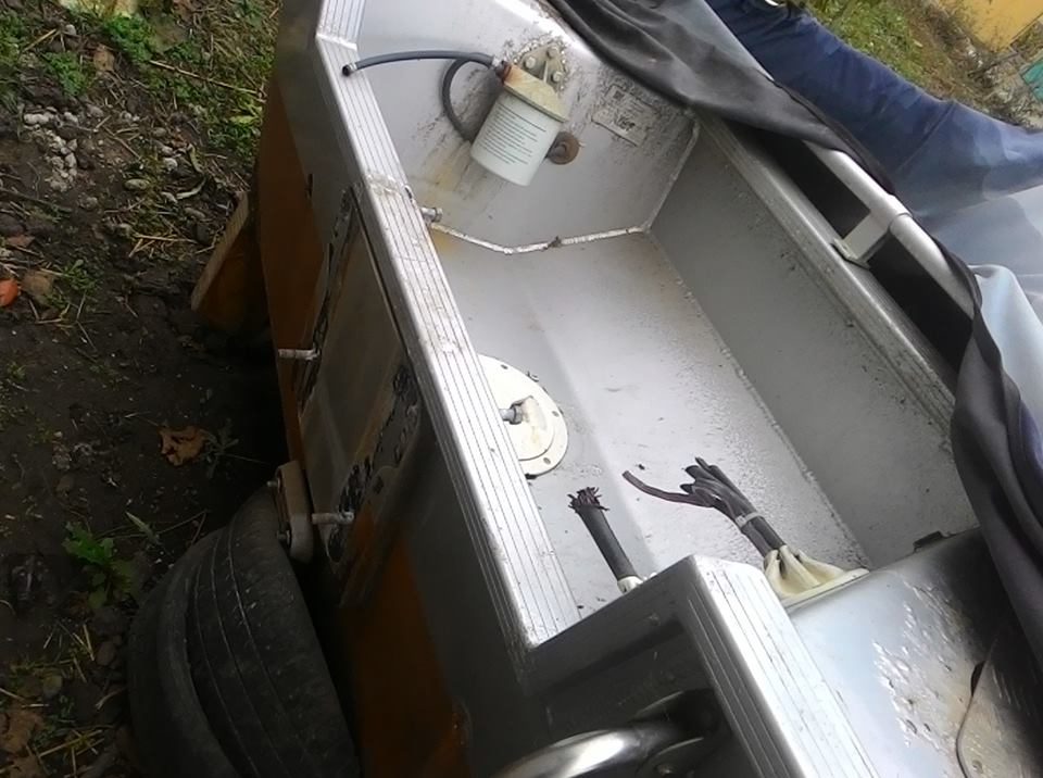 В НПП "Тузловские лиманы" срезали дорогой двигатель.