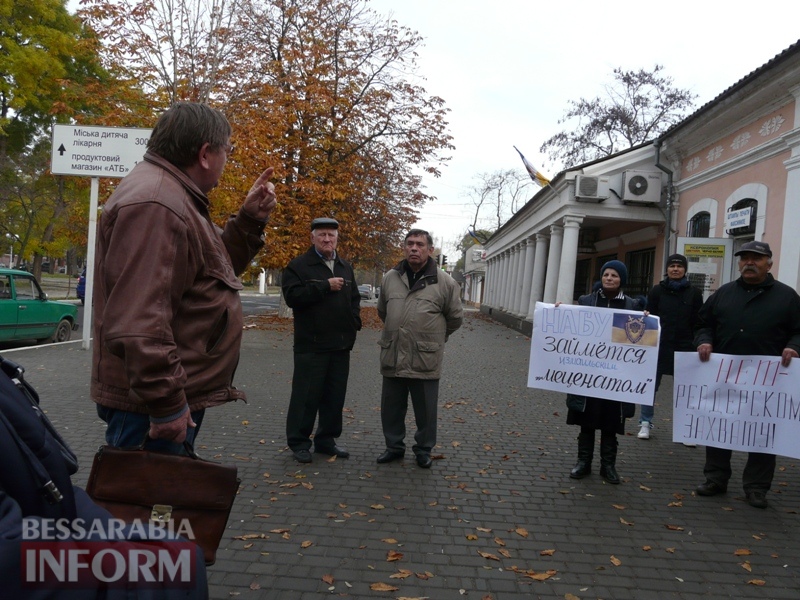 "Нас всех держат за лохов!": общественность Измаила стала на защиту старейшей газеты Придунавья