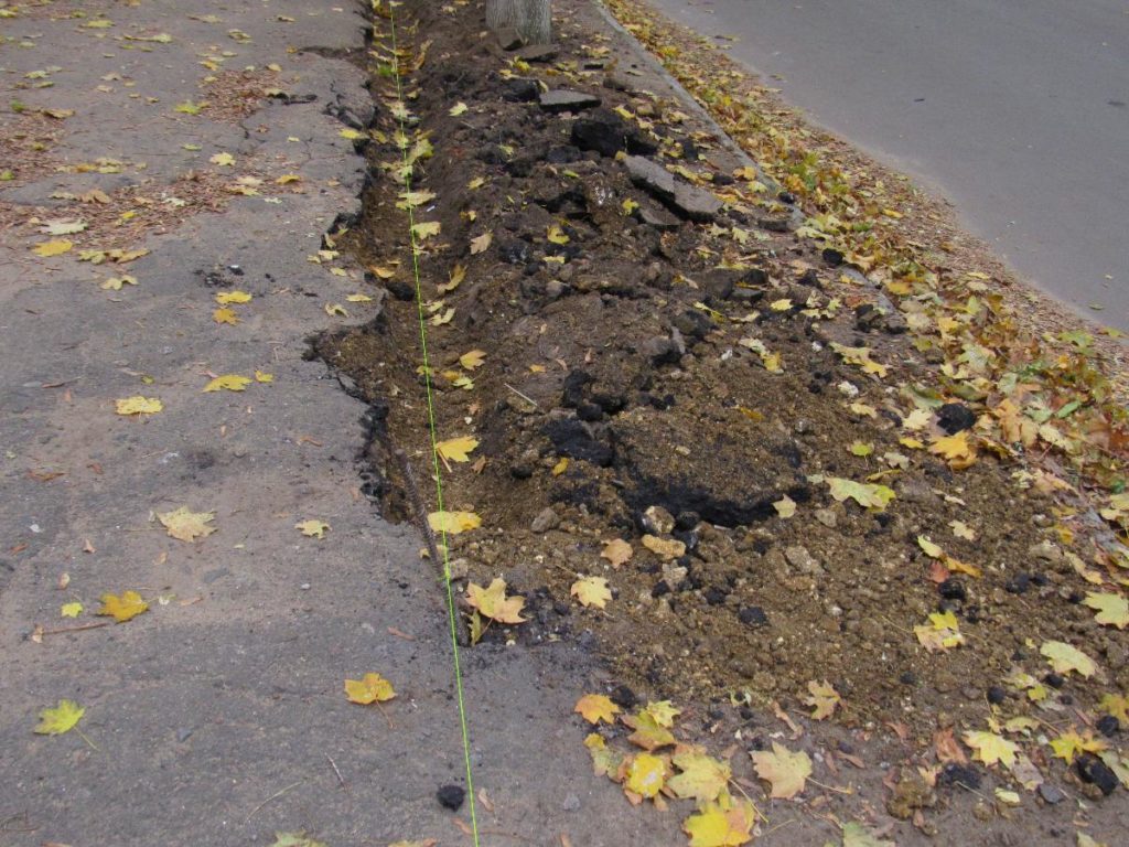 В Белгород-Днестровском участки тротуаров улиц Франко и Первомайской получат новое покрытие