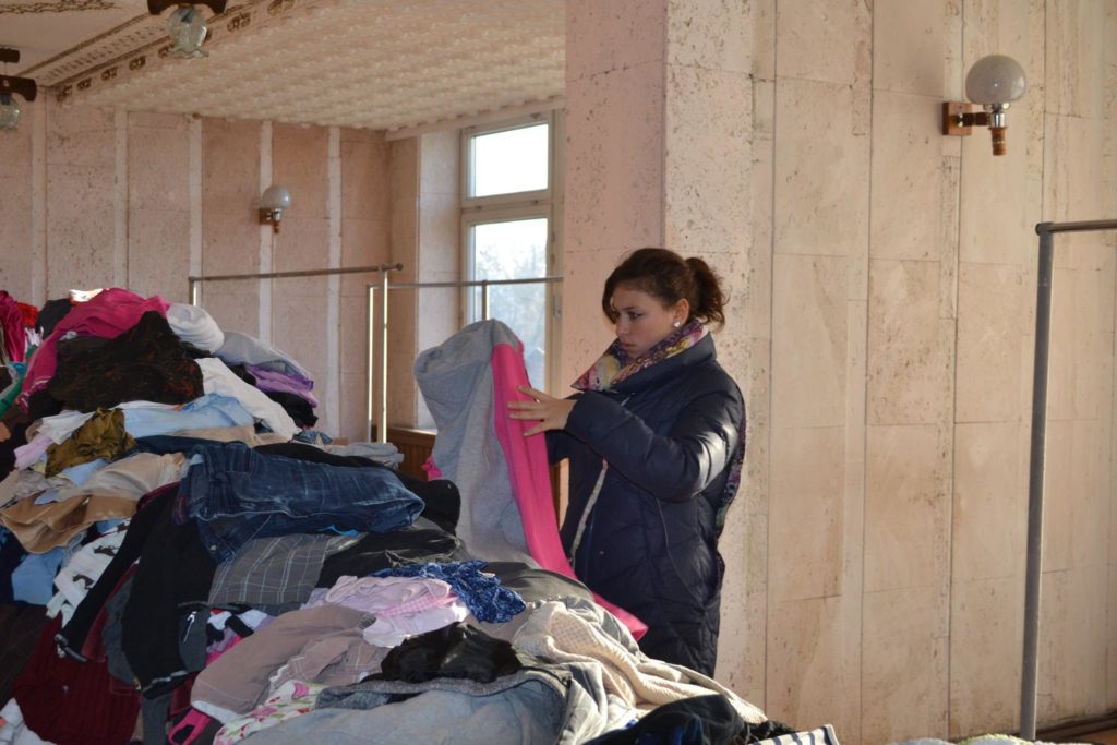 Многодетные семьи Белгород-Днестровского принимают гуманитарную помощь из Калифорнии