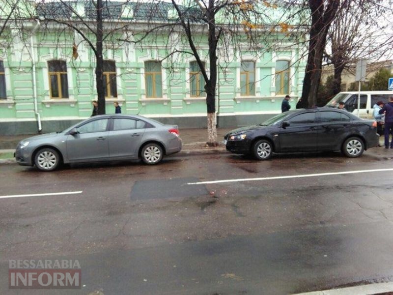 Воскресная суета: на проспекте Суворова в Измаиле за два часа произошло сразу две аварии