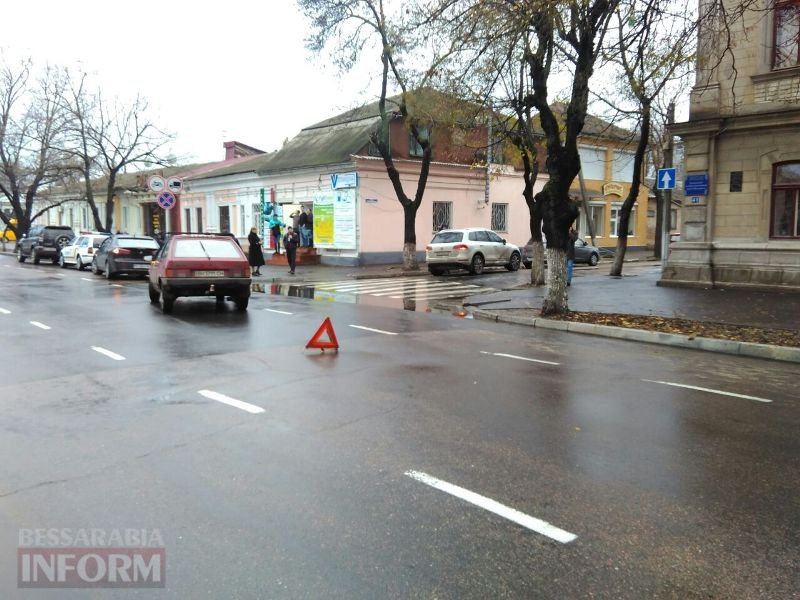 Воскресная суета: на проспекте Суворова в Измаиле через два часа произошло сразу две аварии