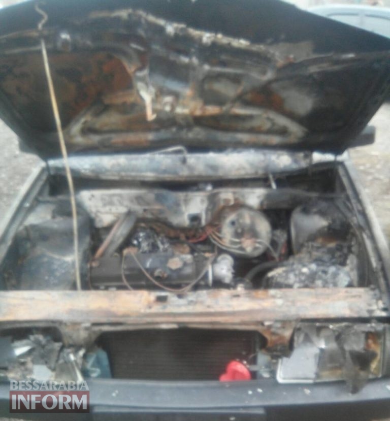 Подробности ночного автопожара в Рени: капитально отремонтированное авто подожгли накануне дня продажи