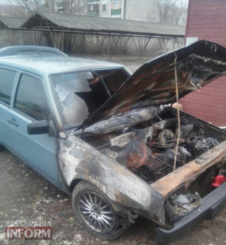 Подробности ночного автопожара в Рене: капитально отремонтированное авто подожгли накануне дня продажи