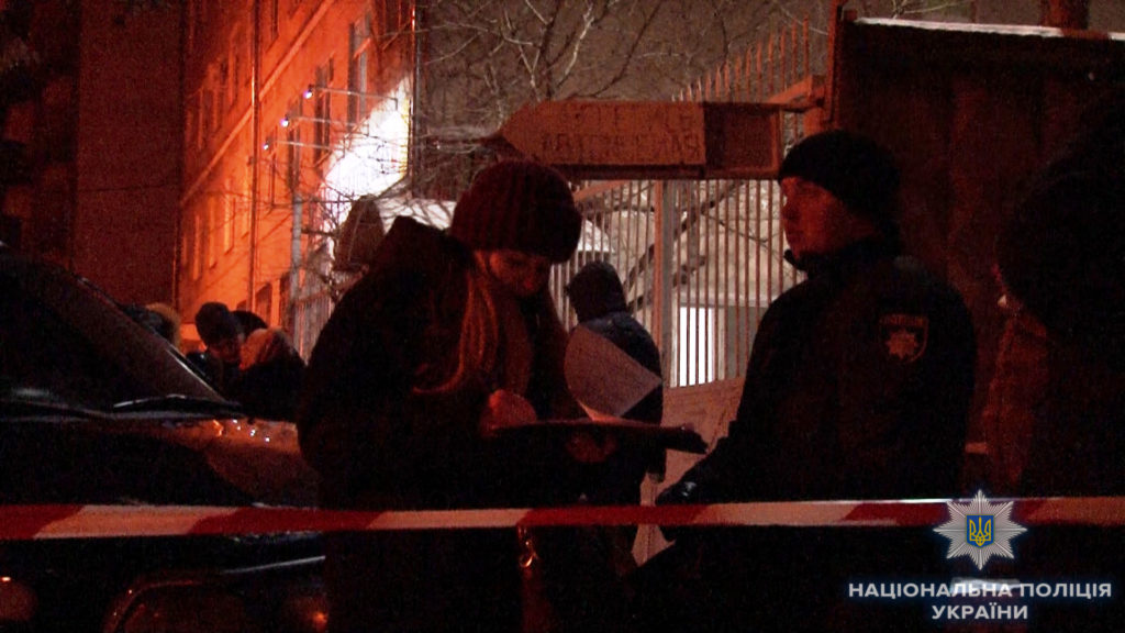 В Одессе полицейские обнаружили в квартире обезглавленное тело молодой женщины