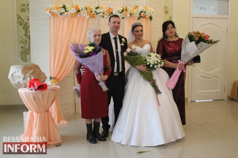 Экспресс-браки в Измаиле: Центр обслуживания граждан провел в отеле «Бессарабия»