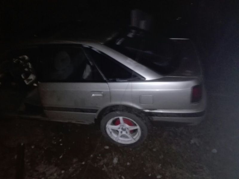 В селе Измаильского района водитель Mazda снес столб, протаранил забор и остался жив