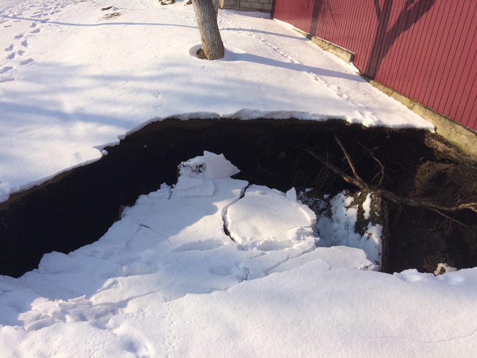 В селе Кубей Болградского района таинственный подземный лабиринт вновь заявил о себе новым провалом