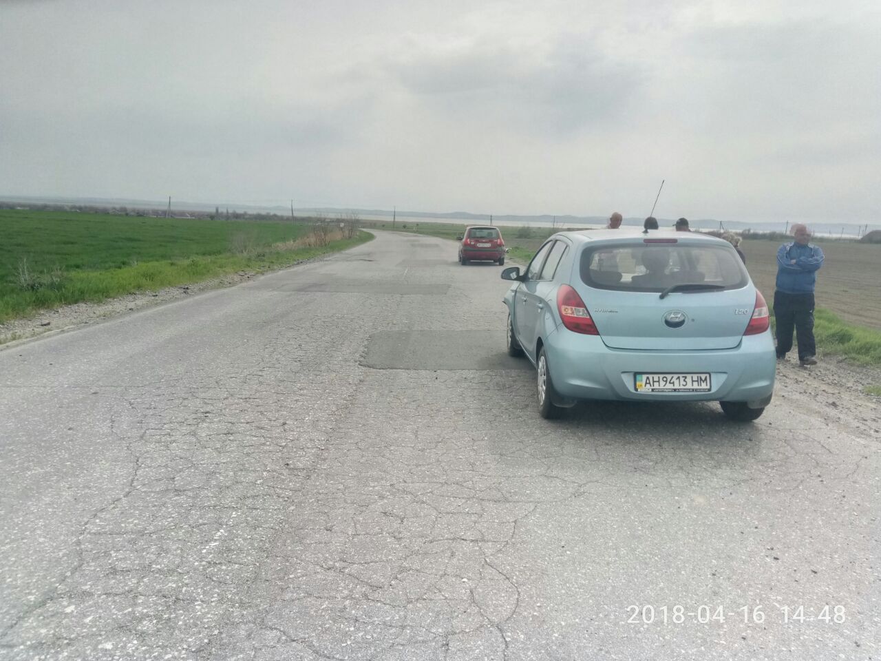 Ямы на дороге и отсутствие дистанции: на трассе Одесса-Рени столкнулись два автомобиля Hyundai