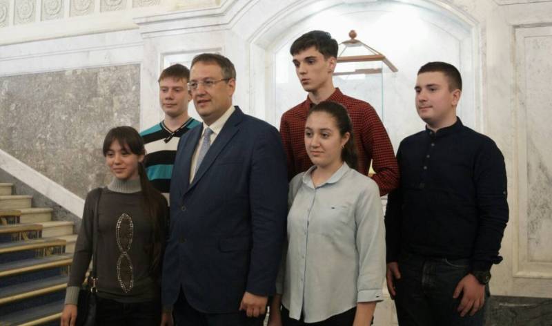 Бессарабии посетили самые интересные места Киева и встретились с известным политиком