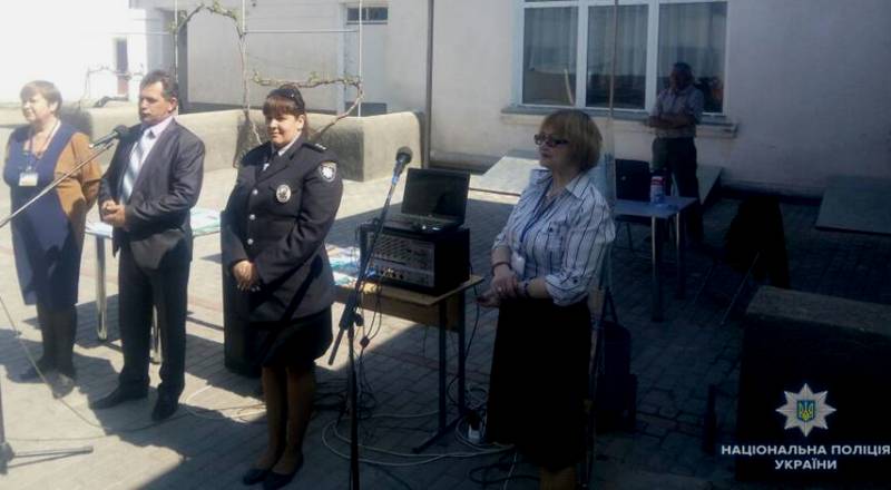 Определяемся с профессией: выпускники одной из школ Измаильского района узнавали, как стать полицейскими