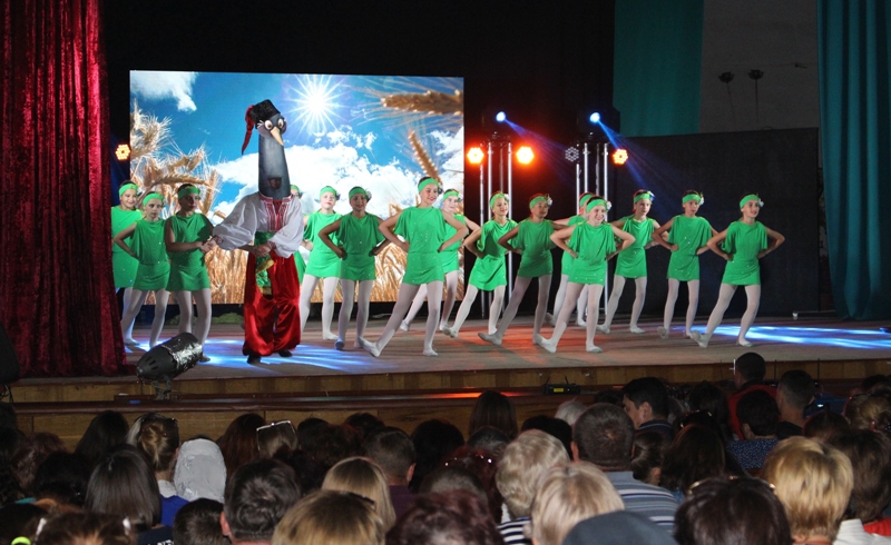 Танцевальное шоу "Импульса" вызвало восторг татарбунарцев